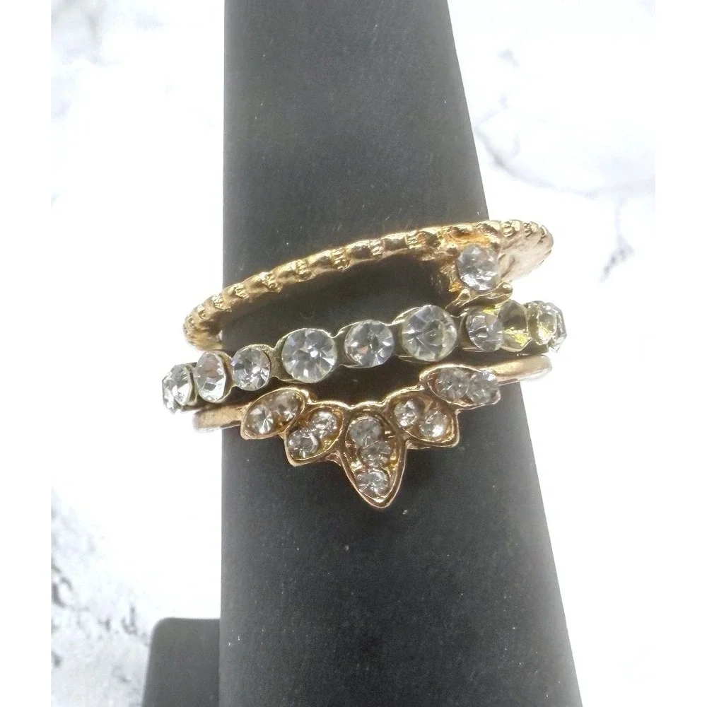 10 Piece Gold Tone Ring Lot Size 6 6.5 6.75 Stack Heart Pearl Band Mixed Styles